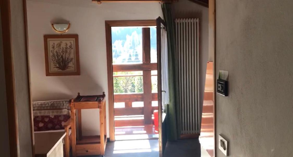 Appartement Casa Martini à Mezzana  Extérieur photo