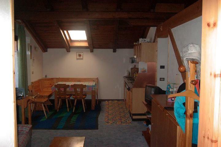 Appartement Casa Martini à Mezzana  Extérieur photo